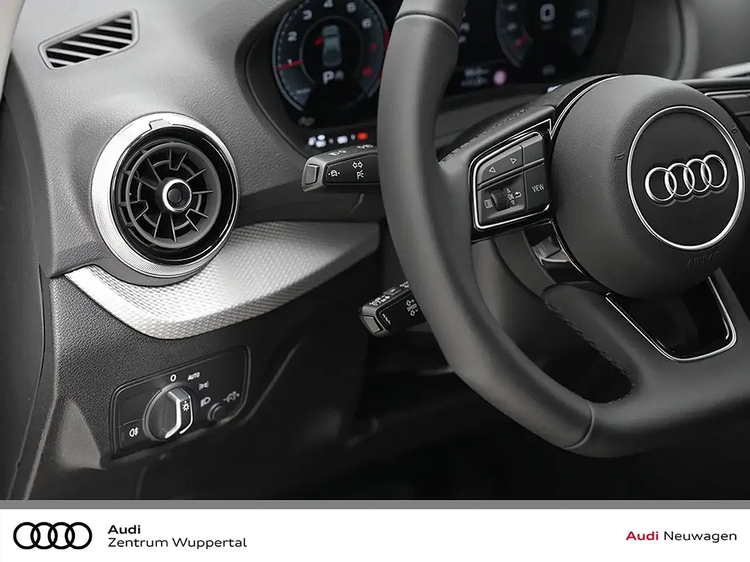 Audi Q2 - Thumbnail 9