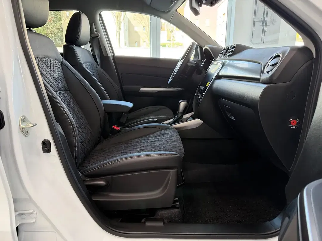 Suzuki Vitara - Thumbnail 11