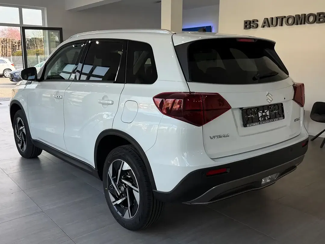 Suzuki Vitara - Thumbnail 6