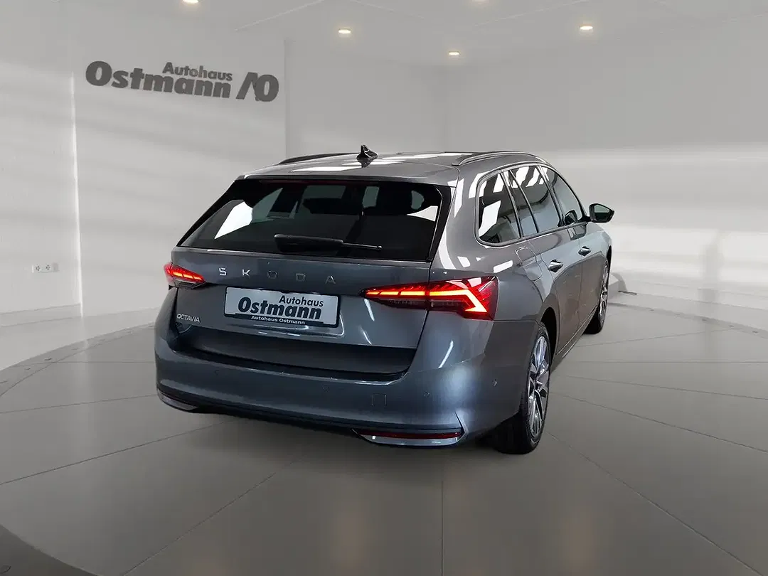 Skoda Octavia - Thumbnail 3