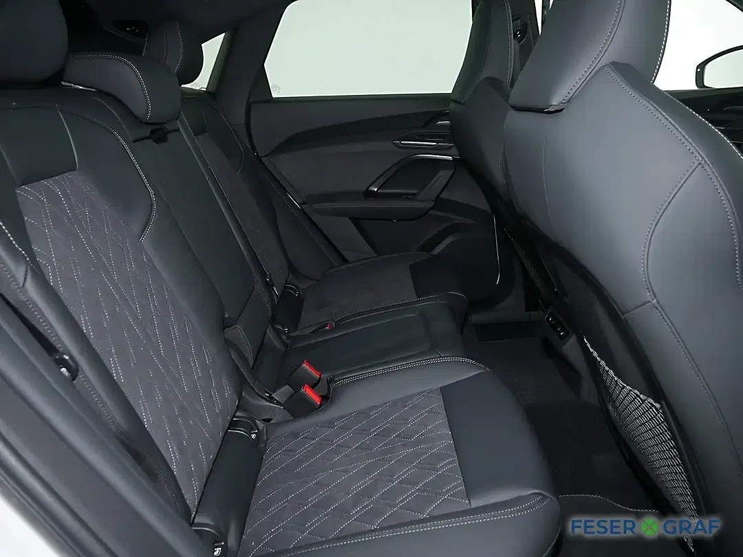 Audi Q5 - Thumbnail 6