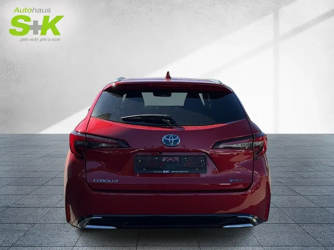 Toyota Corolla - Thumbnail 3