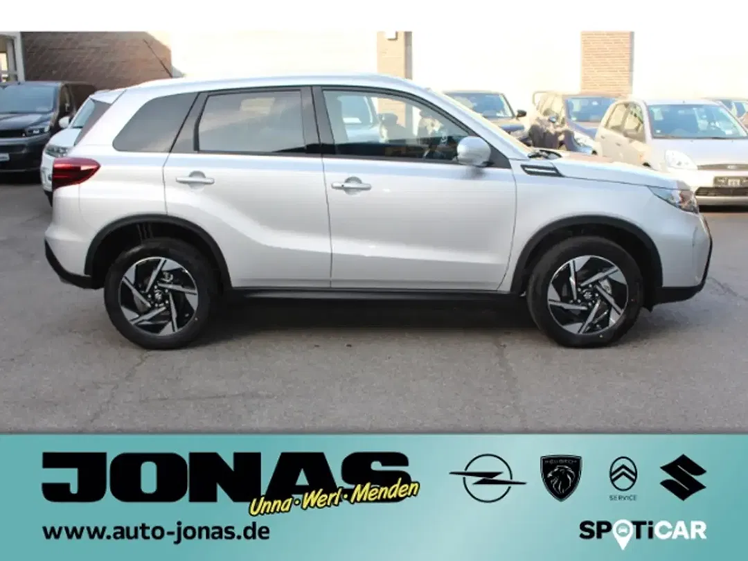 Suzuki Vitara - Thumbnail 5