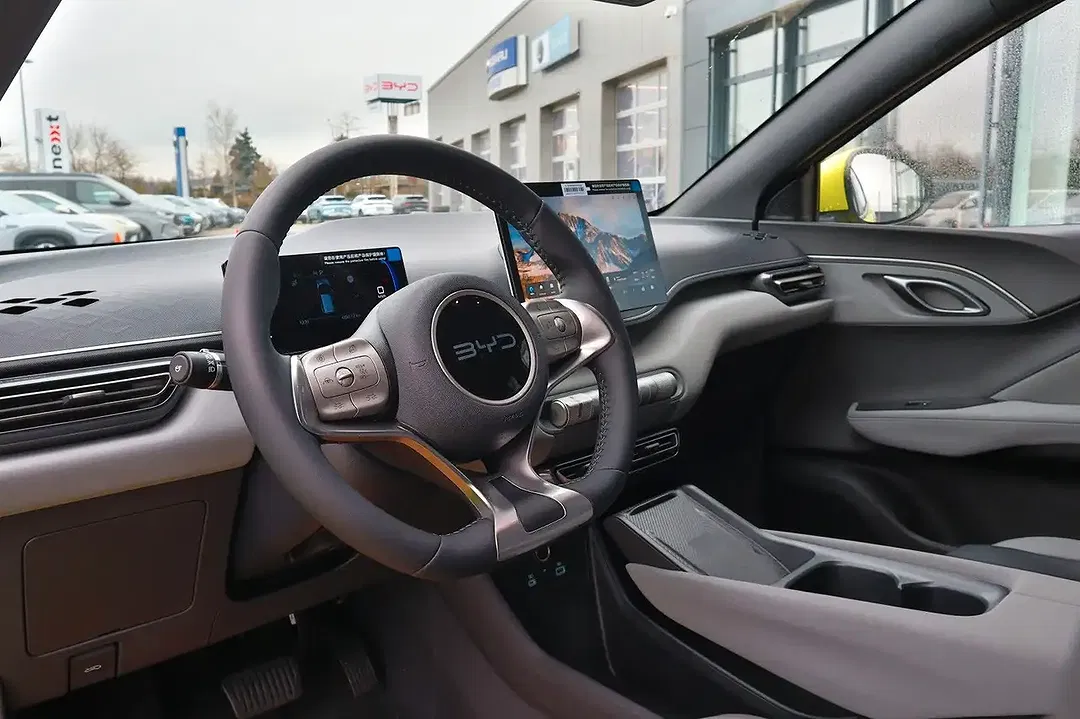 BYD Dolphin - Thumbnail 15