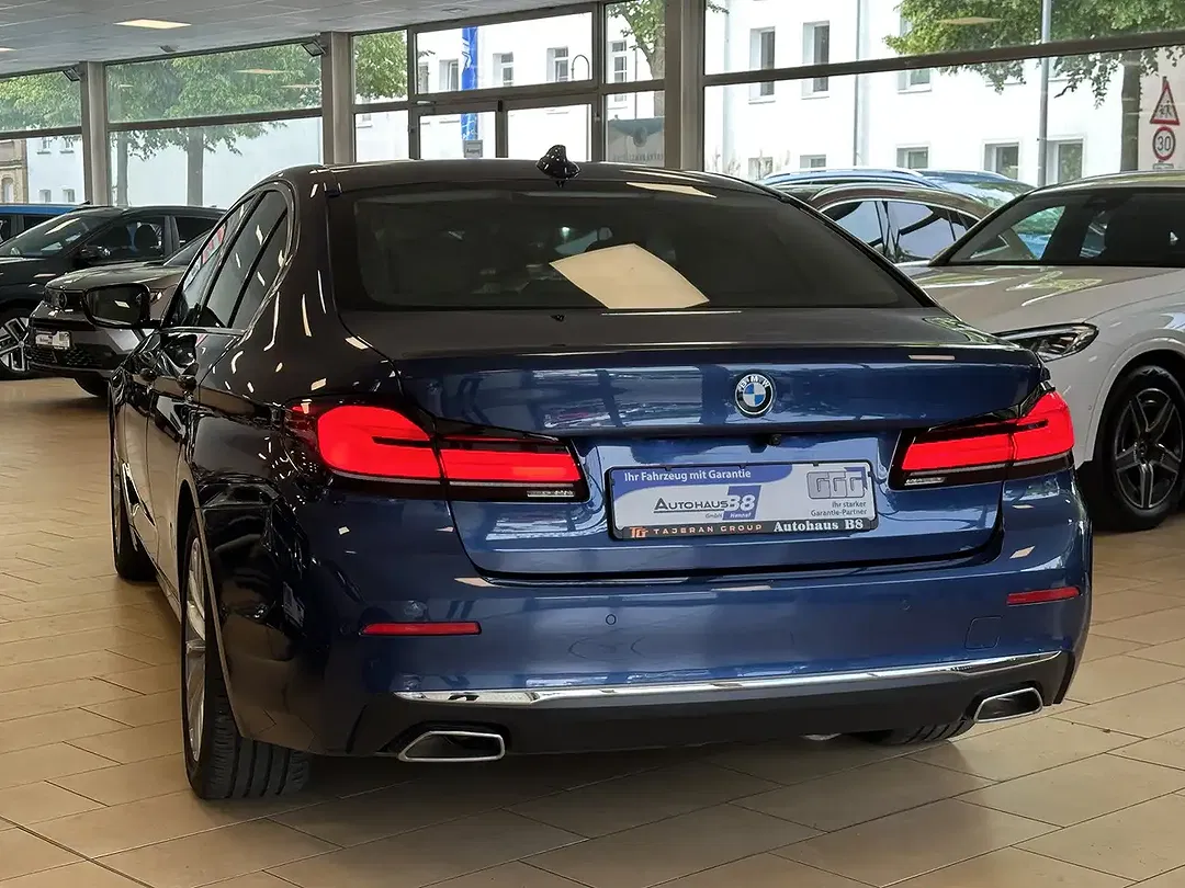 BMW 520 - Thumbnail 6