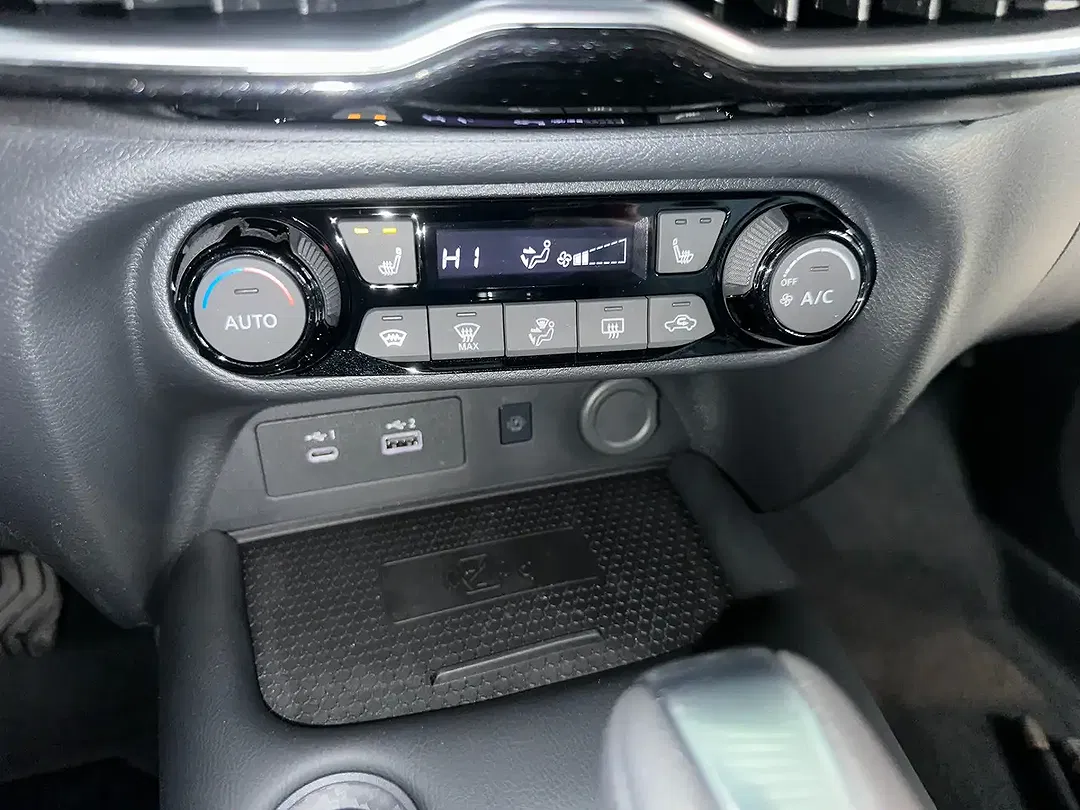Nissan Juke - Thumbnail 11