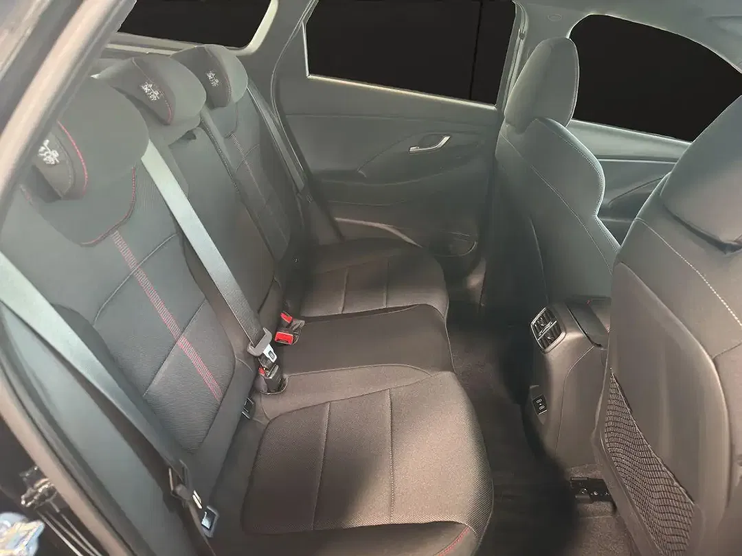 Hyundai i30 - Thumbnail 13