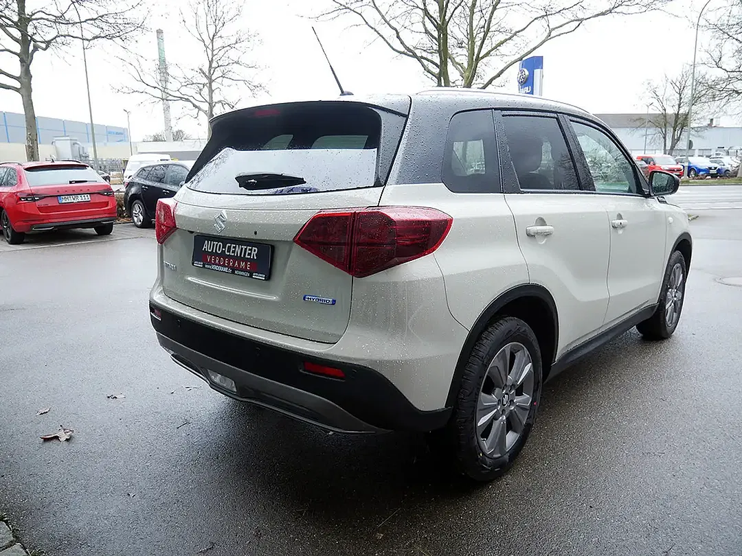 Suzuki Vitara - Thumbnail 5