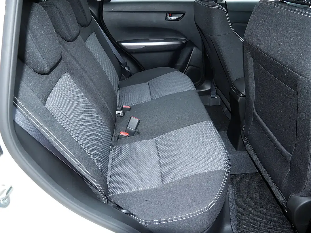 Suzuki Vitara - Thumbnail 9