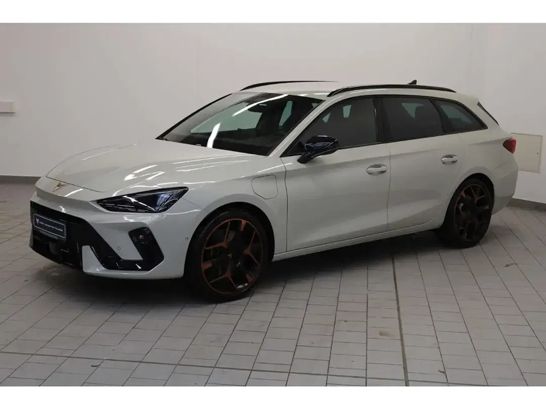 CUPRA Leon - Thumbnail 1