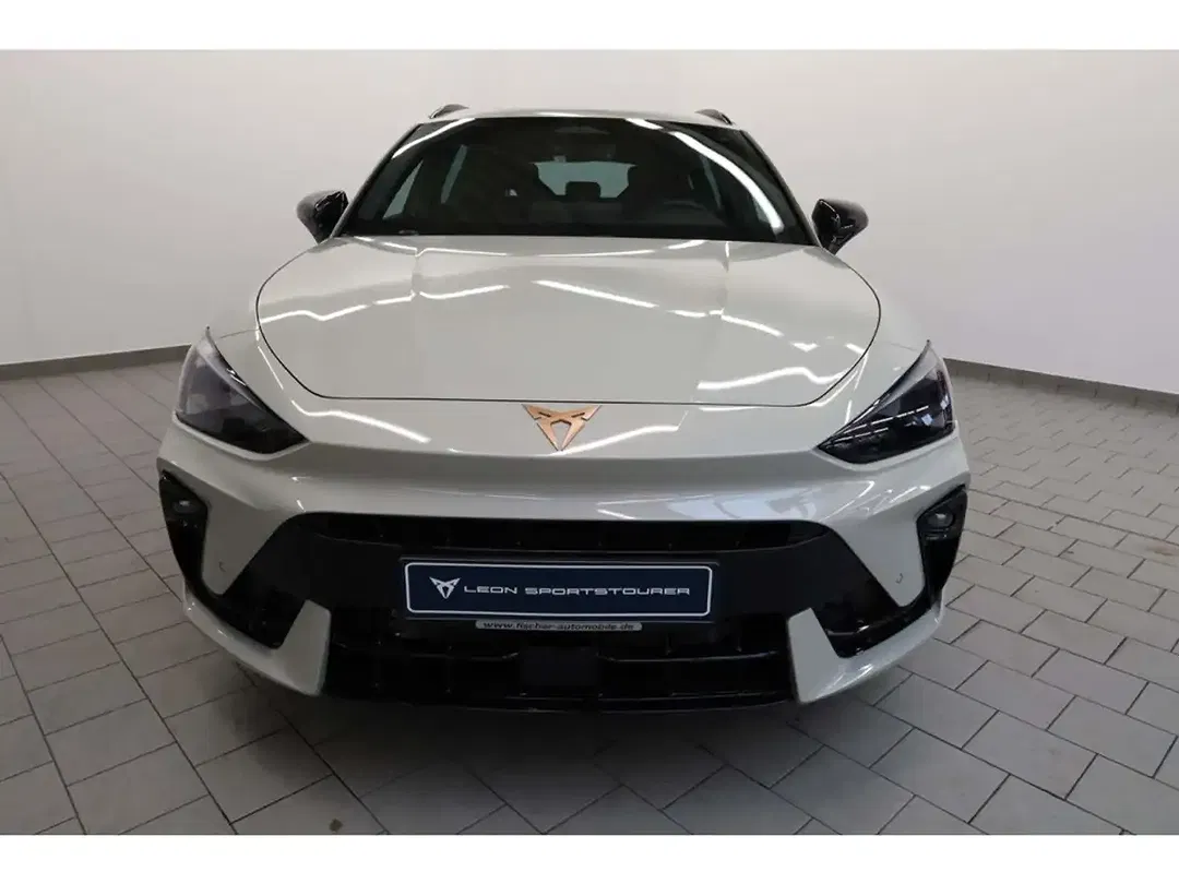 CUPRA Leon - Thumbnail 2
