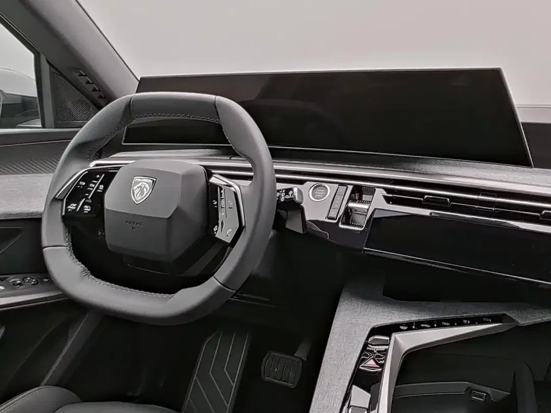 Peugeot 5008 - Thumbnail 11