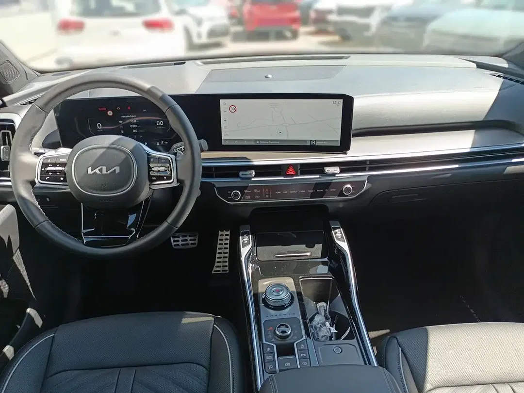 Kia Sorento - Thumbnail 10
