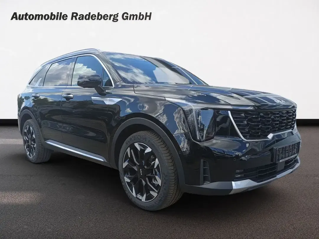 Kia Sorento - Thumbnail 2