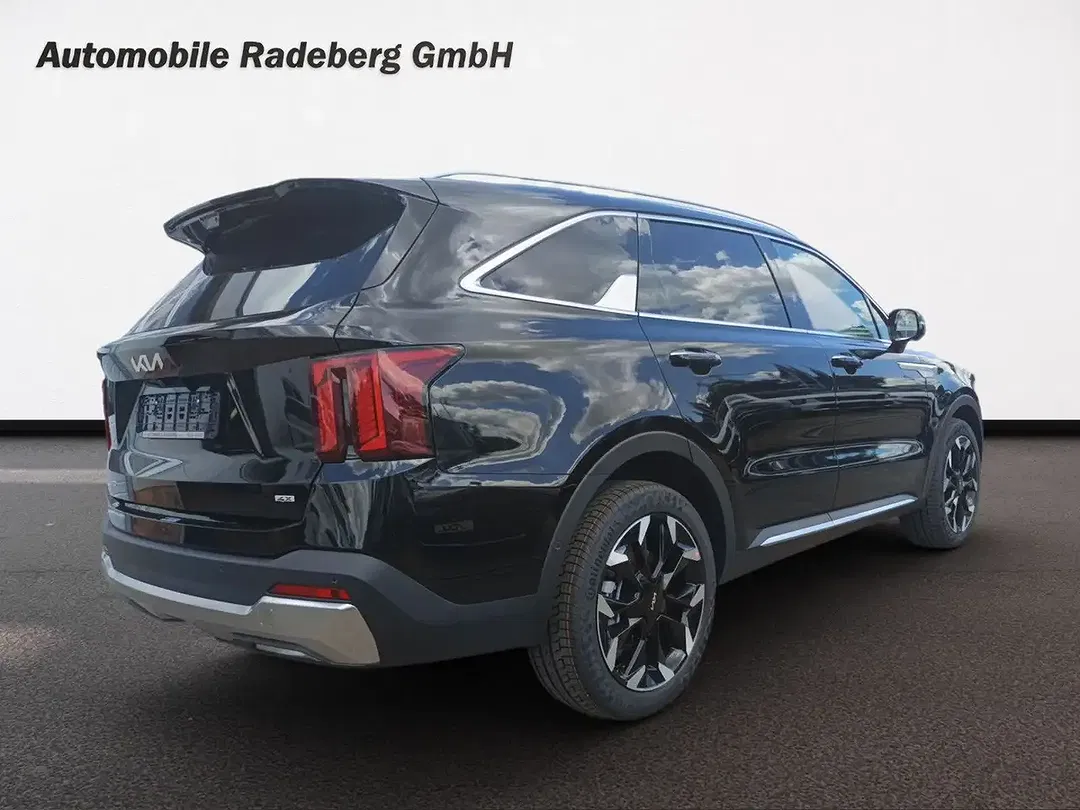 Kia Sorento - Thumbnail 5