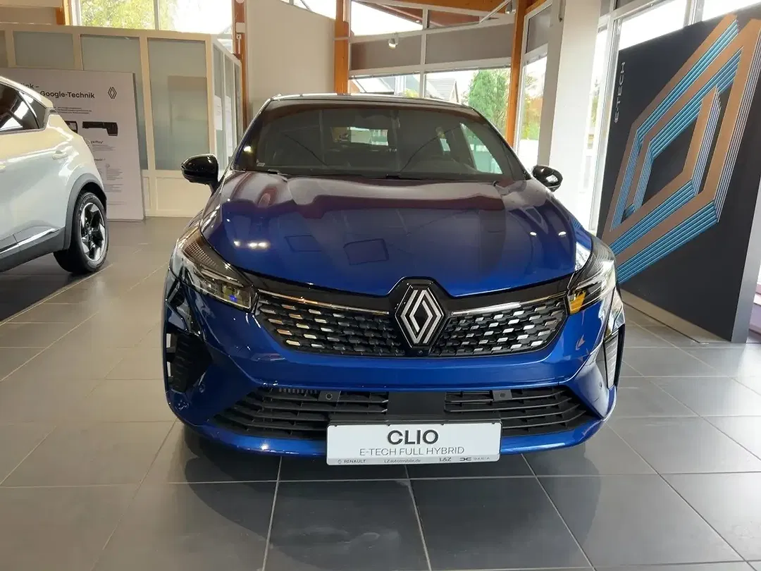Renault Clio - Thumbnail 6