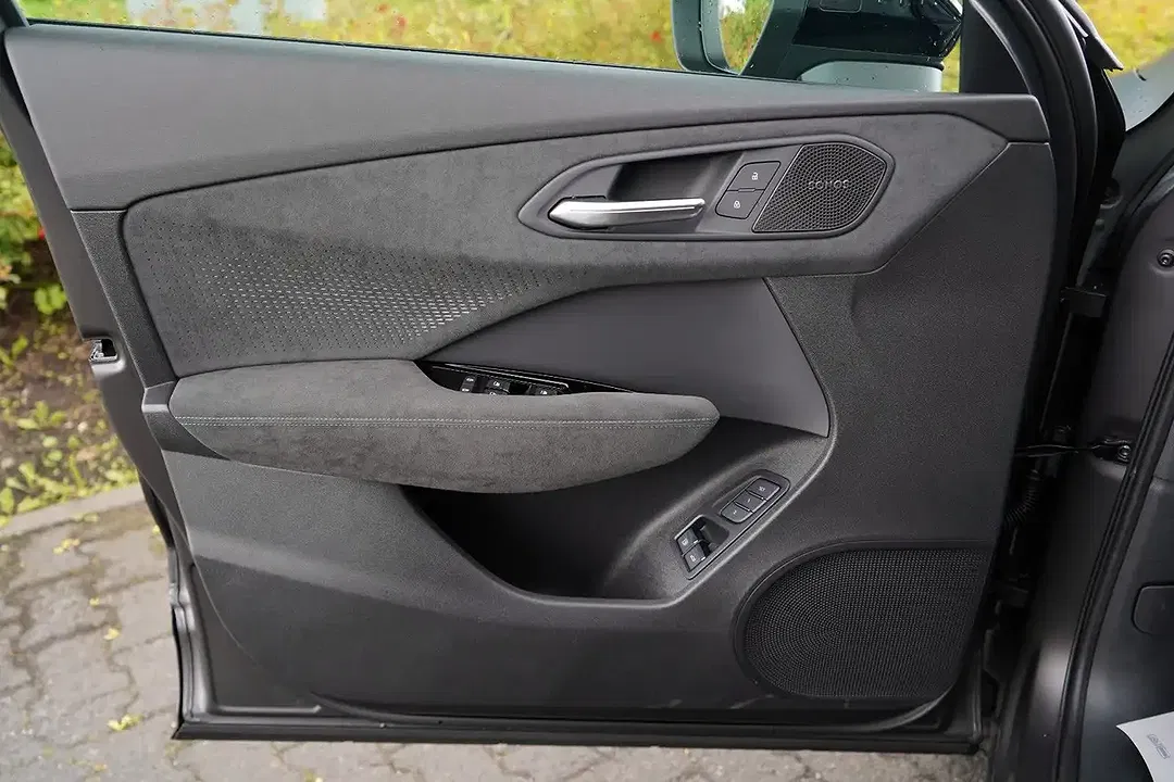 Audi Q3 - Thumbnail 6