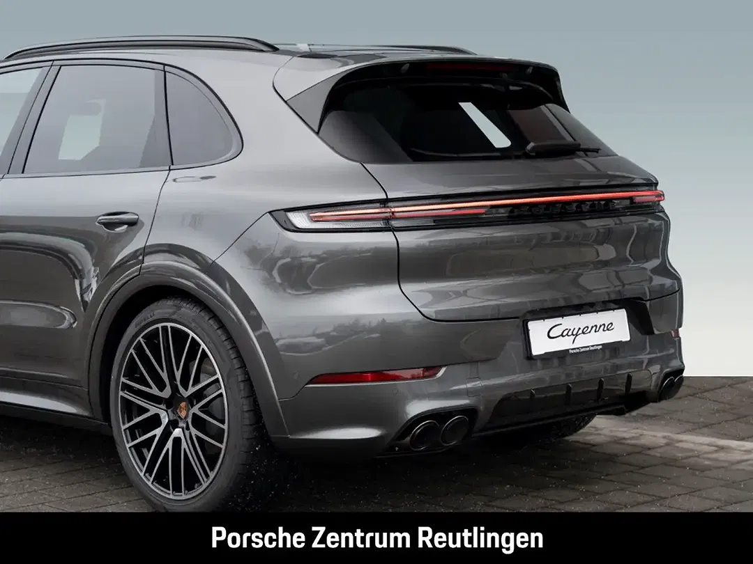 Porsche Cayenne - Thumbnail 12