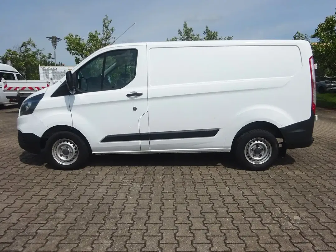 Ford Transit Custom - Thumbnail 2