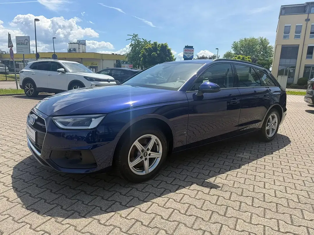 Audi A4 - Thumbnail 24