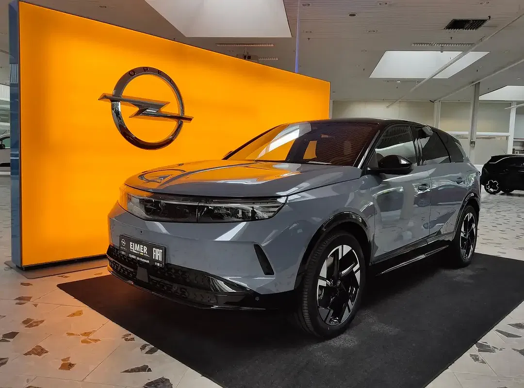 Opel Grandland - Thumbnail 1