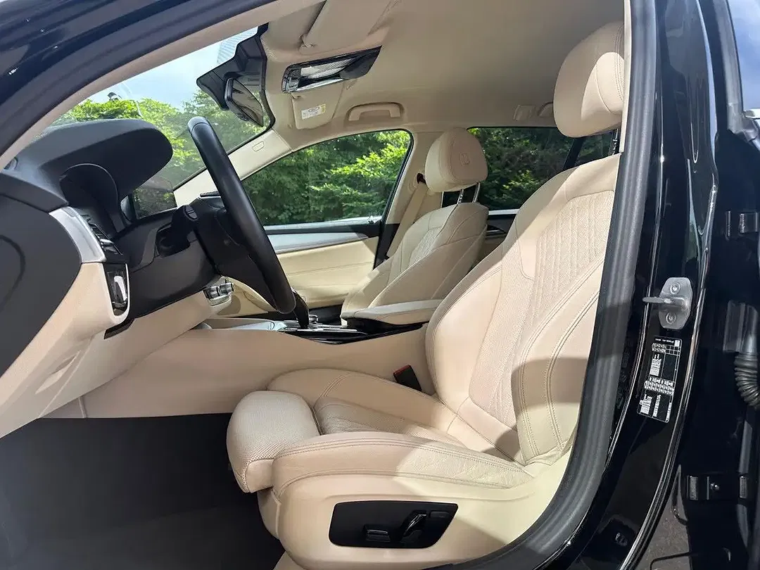BMW 530 - Thumbnail 10