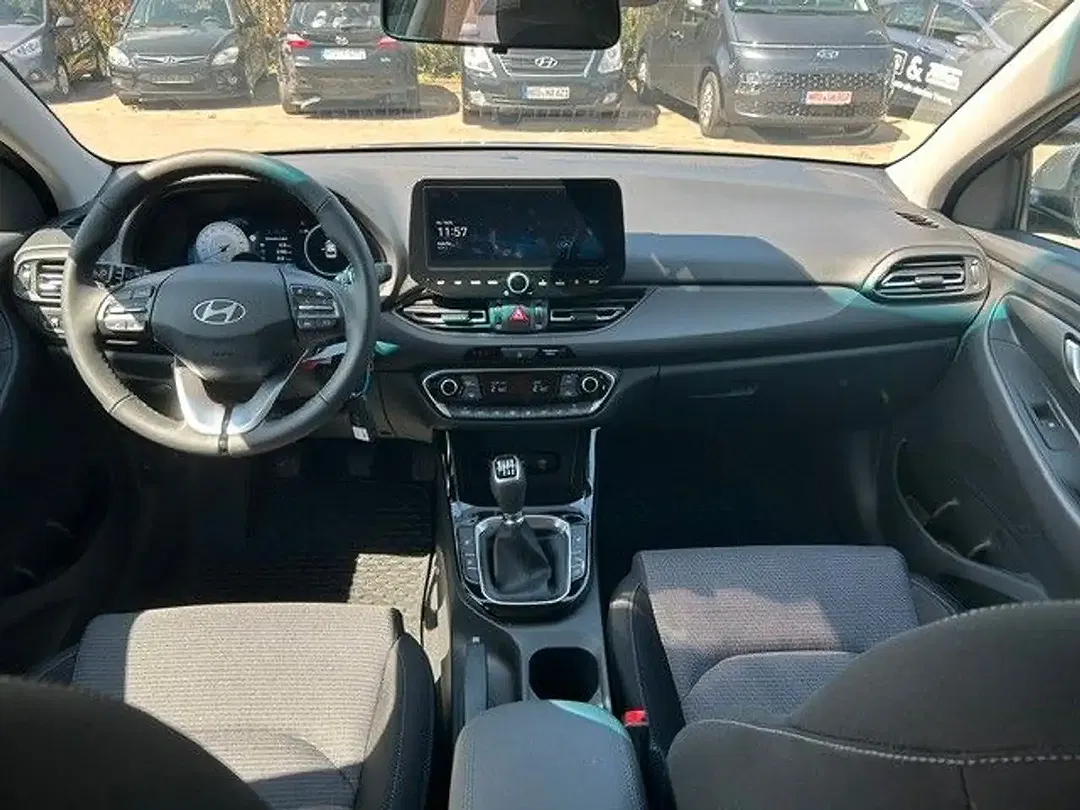 Hyundai i30 - Thumbnail 11