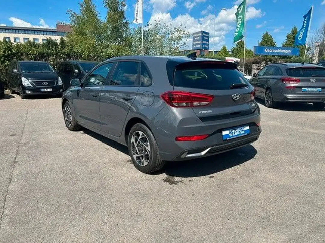 Hyundai i30 - Thumbnail 3