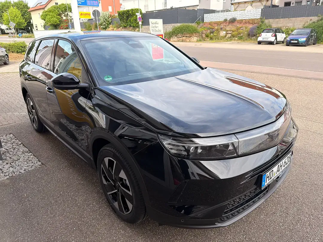 Opel Grandland - Thumbnail 2
