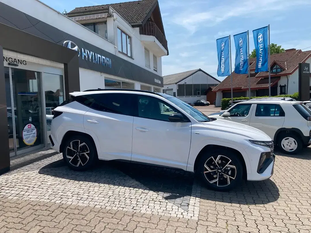 Hyundai TUCSON - Thumbnail 3
