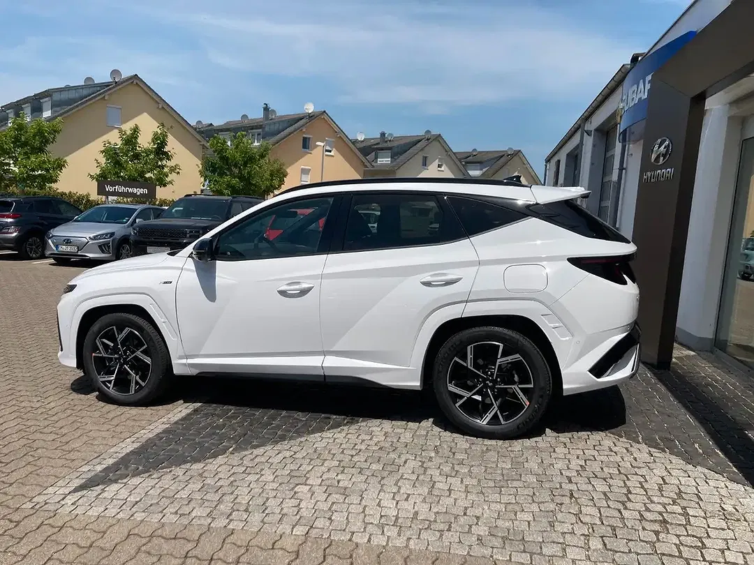 Hyundai TUCSON - Thumbnail 4