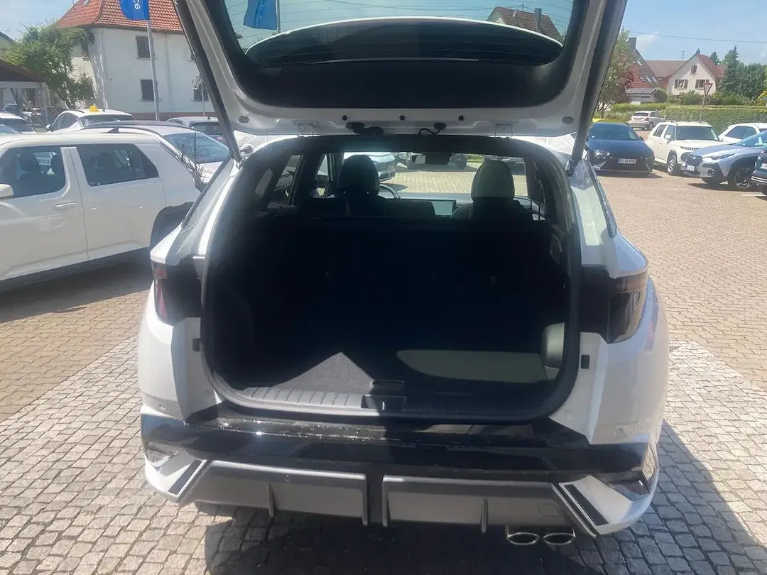 Hyundai TUCSON - Thumbnail 6