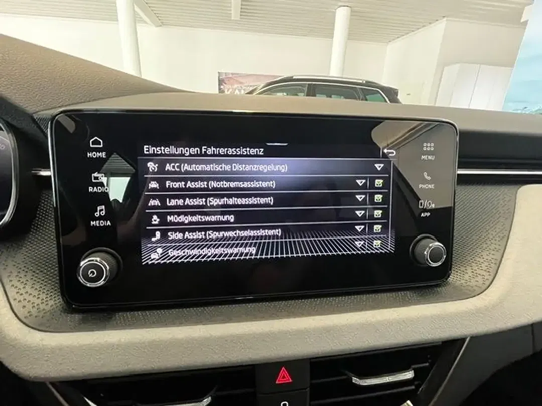 Skoda Kamiq - Thumbnail 14