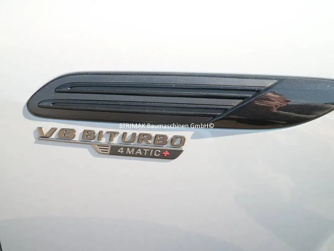 Mercedes-Benz SL 63 AMG - Thumbnail 12