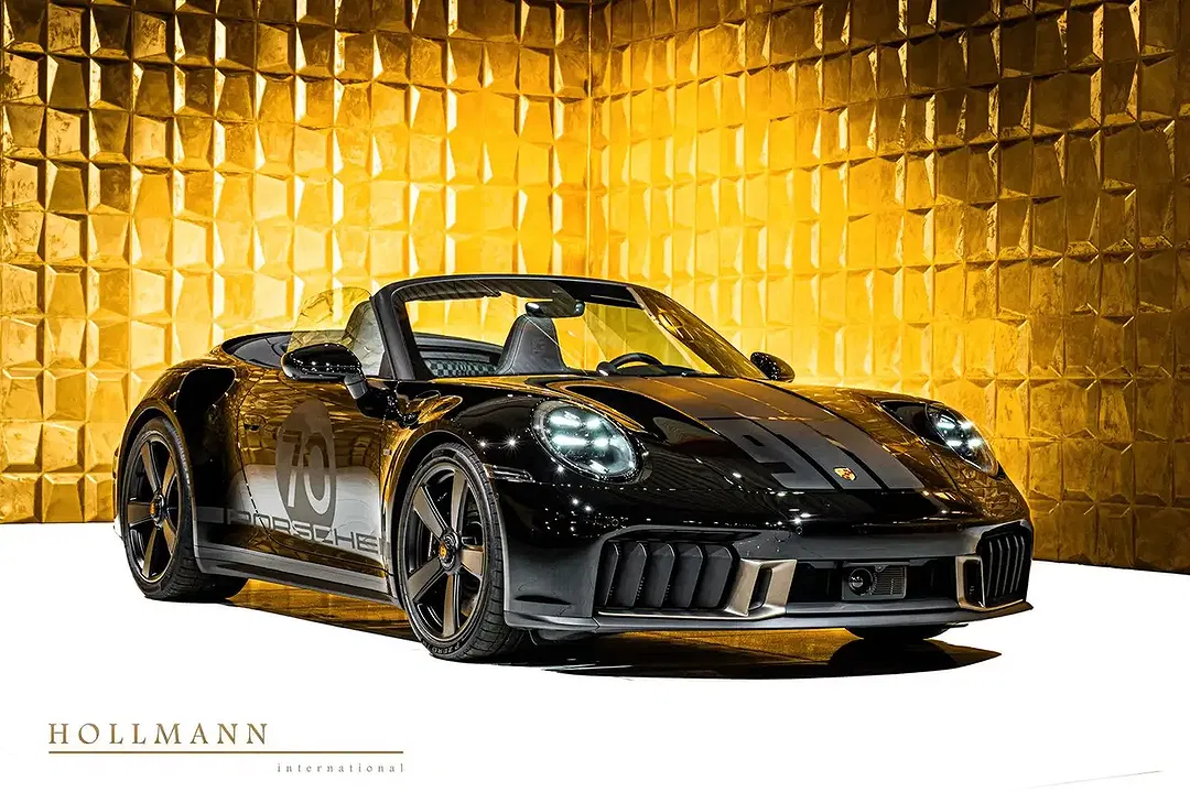Porsche 992 - Thumbnail 1