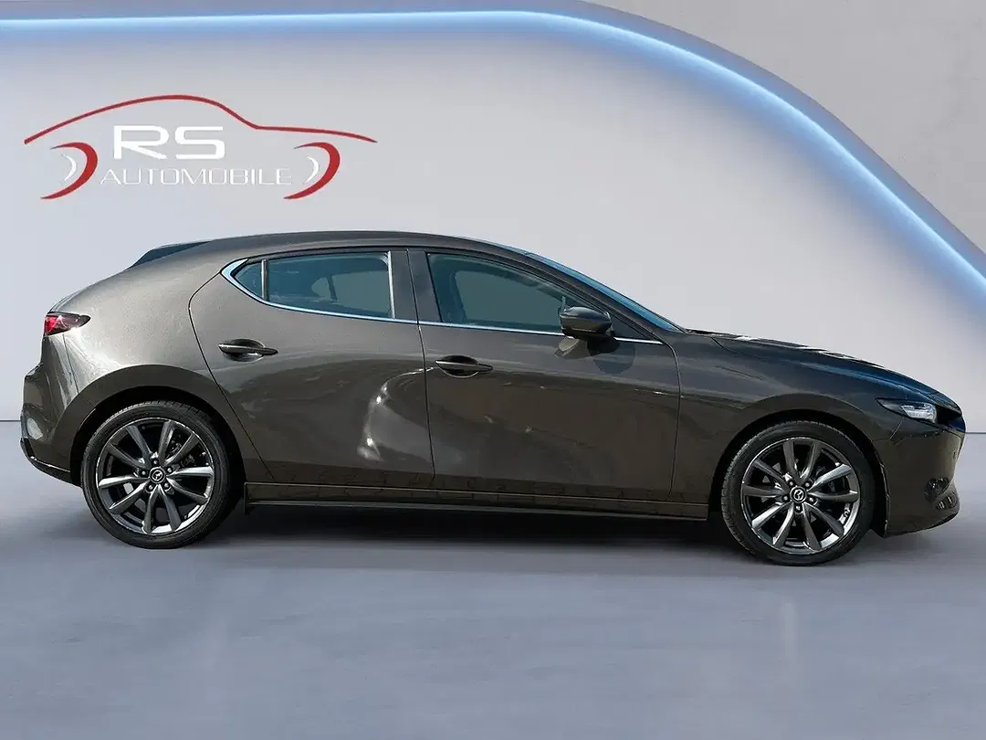 Mazda 3 - Thumbnail 6