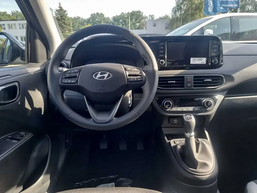 Hyundai i10 - Thumbnail 8