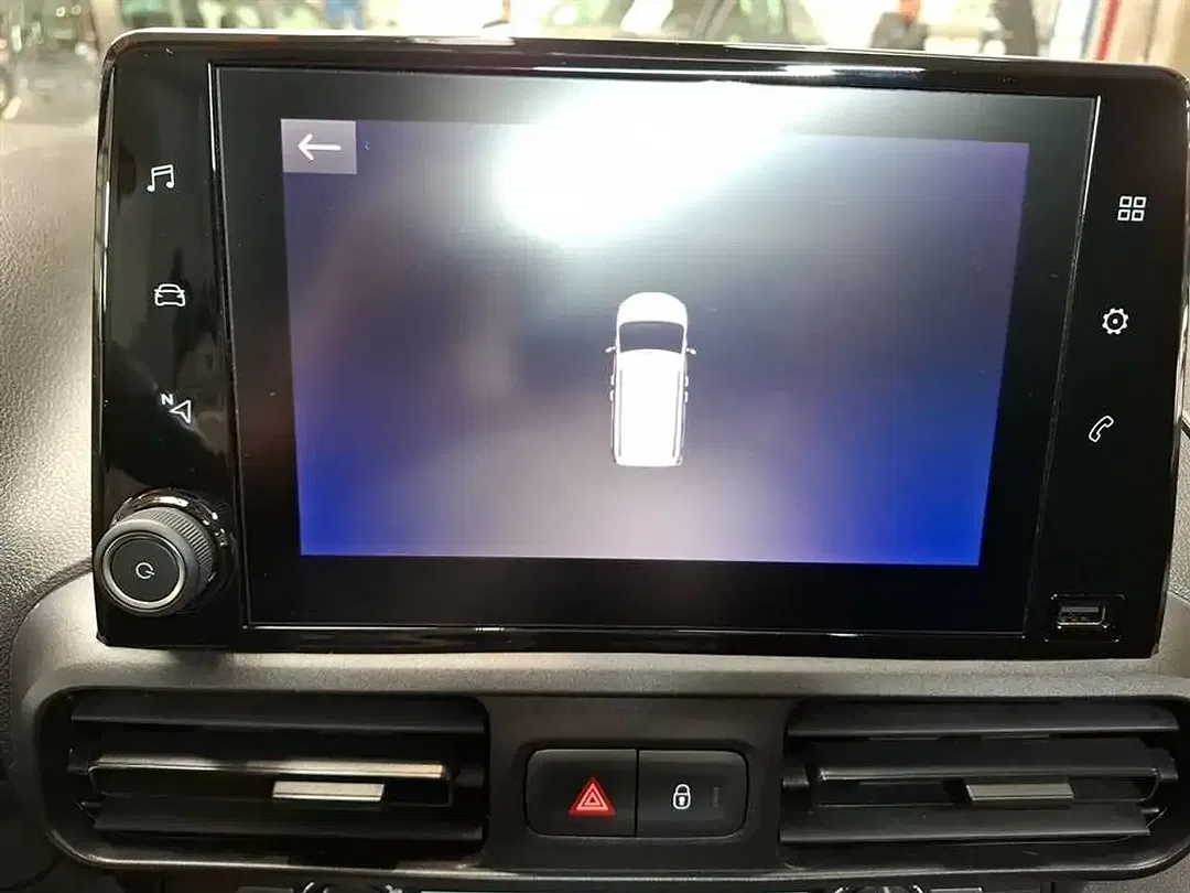 Opel Combo - Thumbnail 12