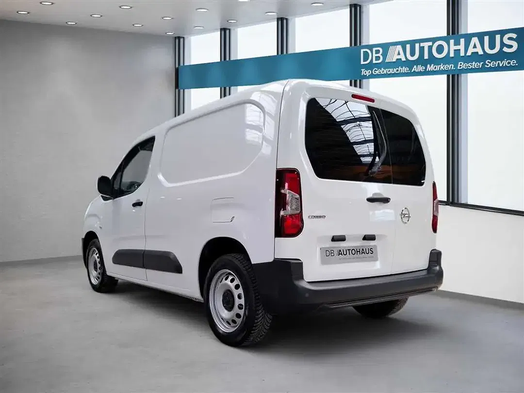 Opel Combo - Thumbnail 6
