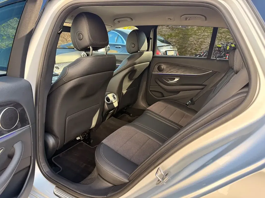 Mercedes-Benz E 200 - Thumbnail 15