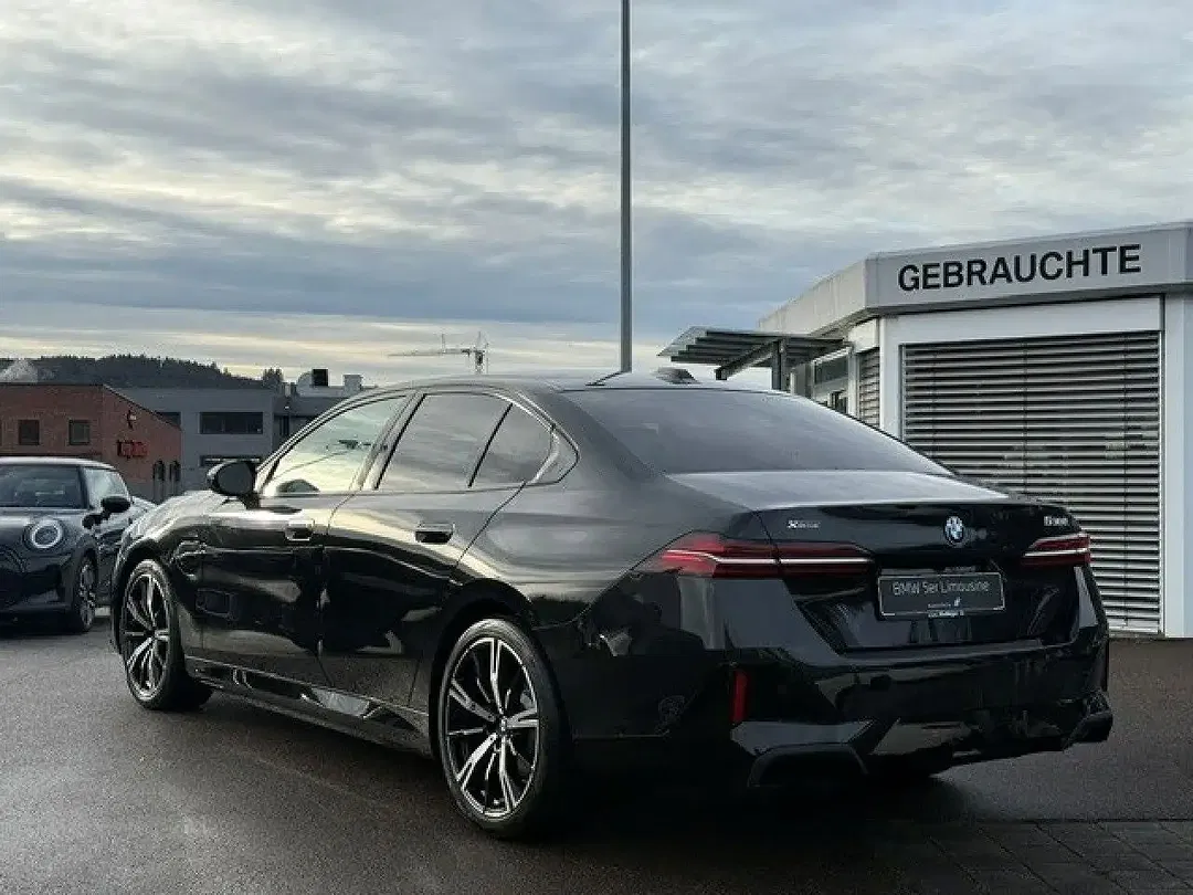 BMW 530 - Thumbnail 4