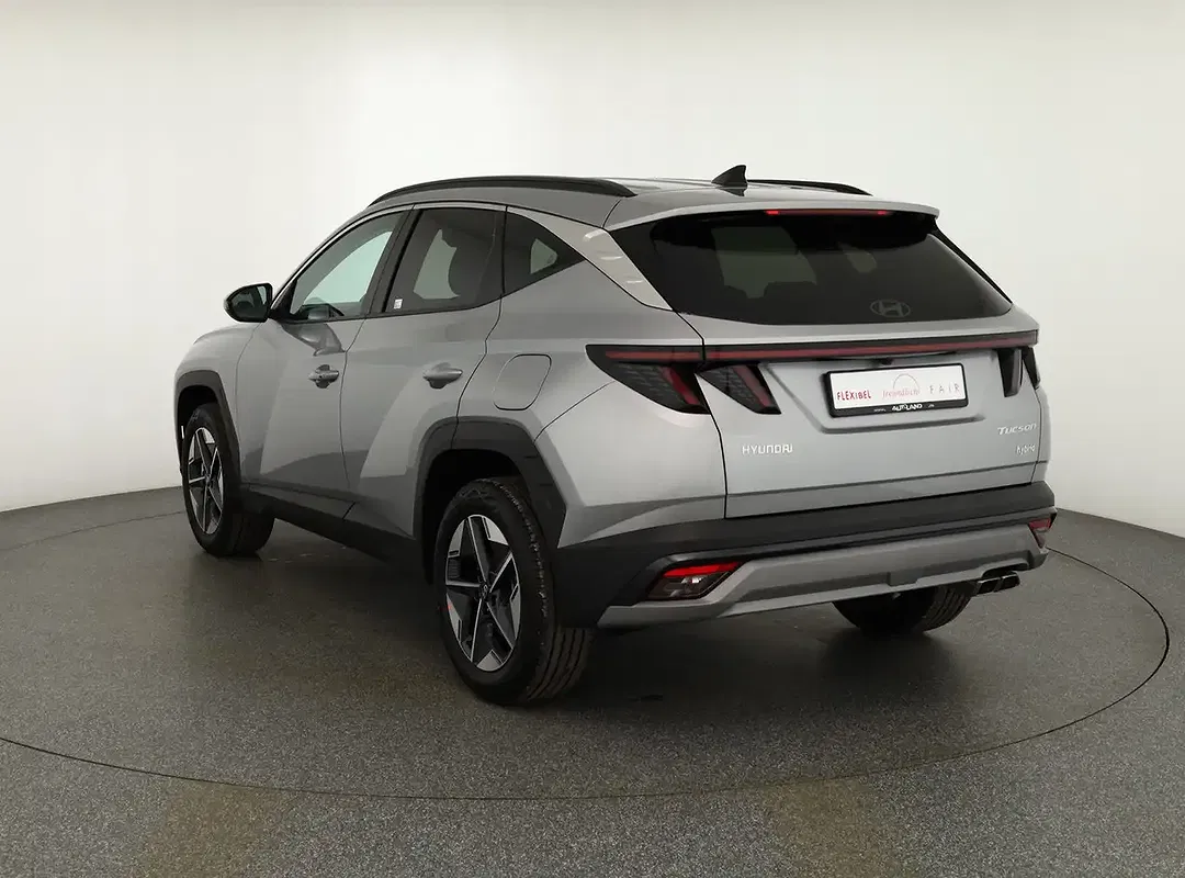 Hyundai TUCSON - Thumbnail 2