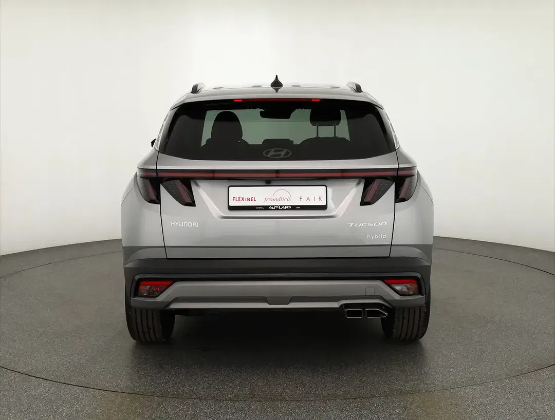 Hyundai TUCSON - Thumbnail 3