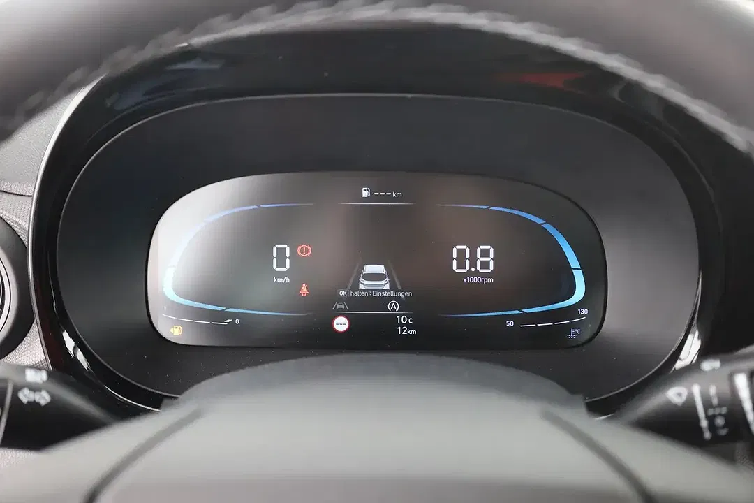 Hyundai i10 - Thumbnail 16