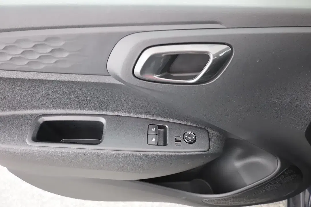 Hyundai i10 - Thumbnail 20