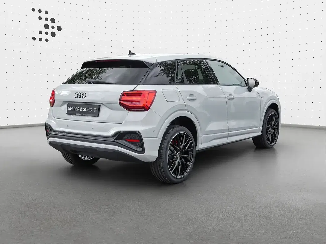 Audi Q2 - Thumbnail 1