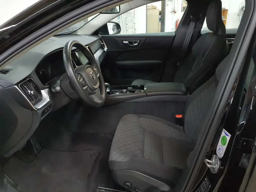 Volvo V60 - Thumbnail 7