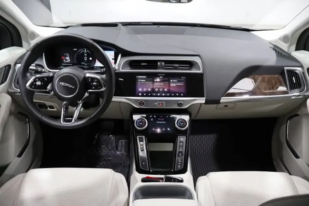 Jaguar I-Pace - Thumbnail 9