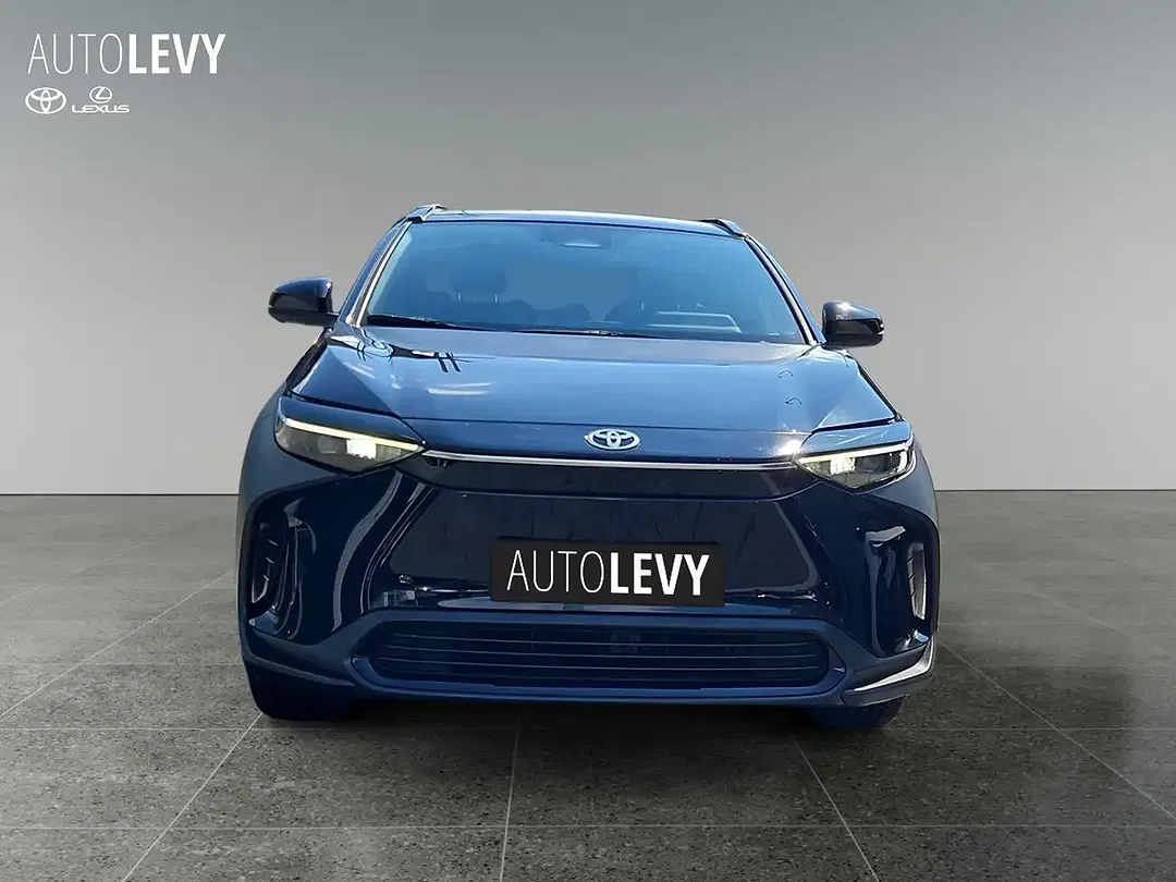Toyota bZ4X - Thumbnail 8