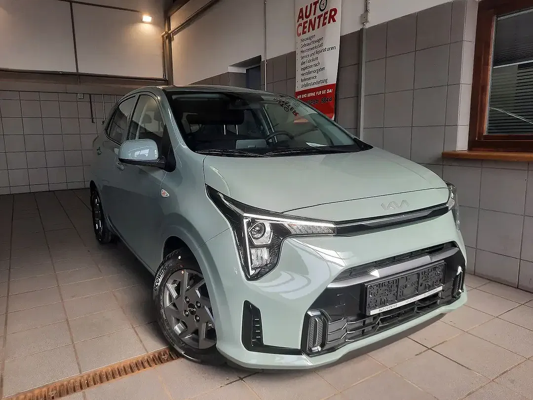 Kia Picanto - Thumbnail 1